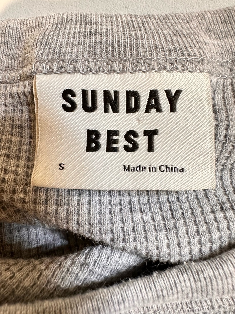 SUNDAY BEST Aritzia 2 Pc Crop Top Bundle Size Small Fuzzy Sweater Waffle Knit - Picture 5 of 13